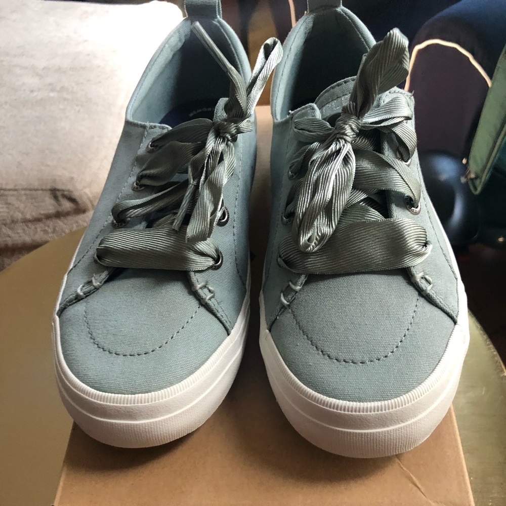Sperry sneakers